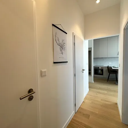 Brand New, Center, Free Parking, Ac * Pressburg