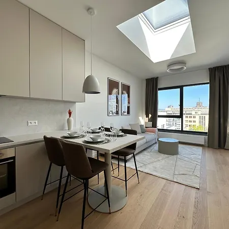 Brand New, Center, Free Parking, Ac * Pressburg