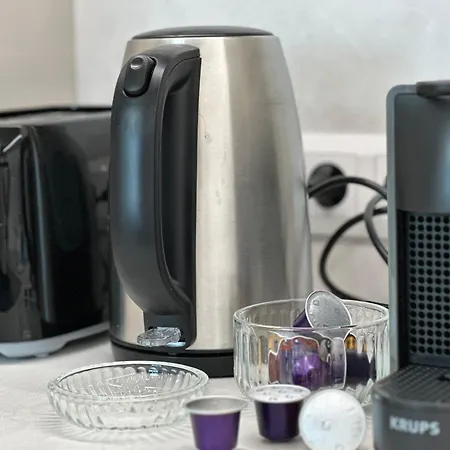 Brand New, Center, Free Parking, Ac 아파트